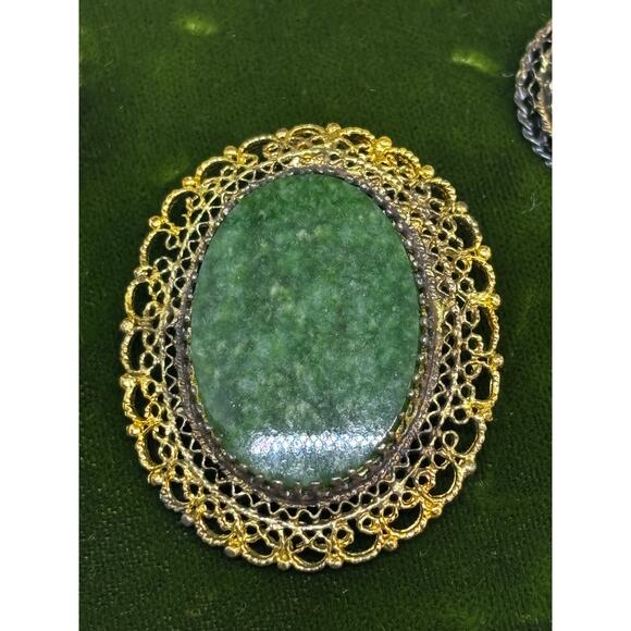 Sterling Signed K.L. Karen Lynne Celadon Jade Stone Filigree Brooch/Earring Set - Picture 3 of 10